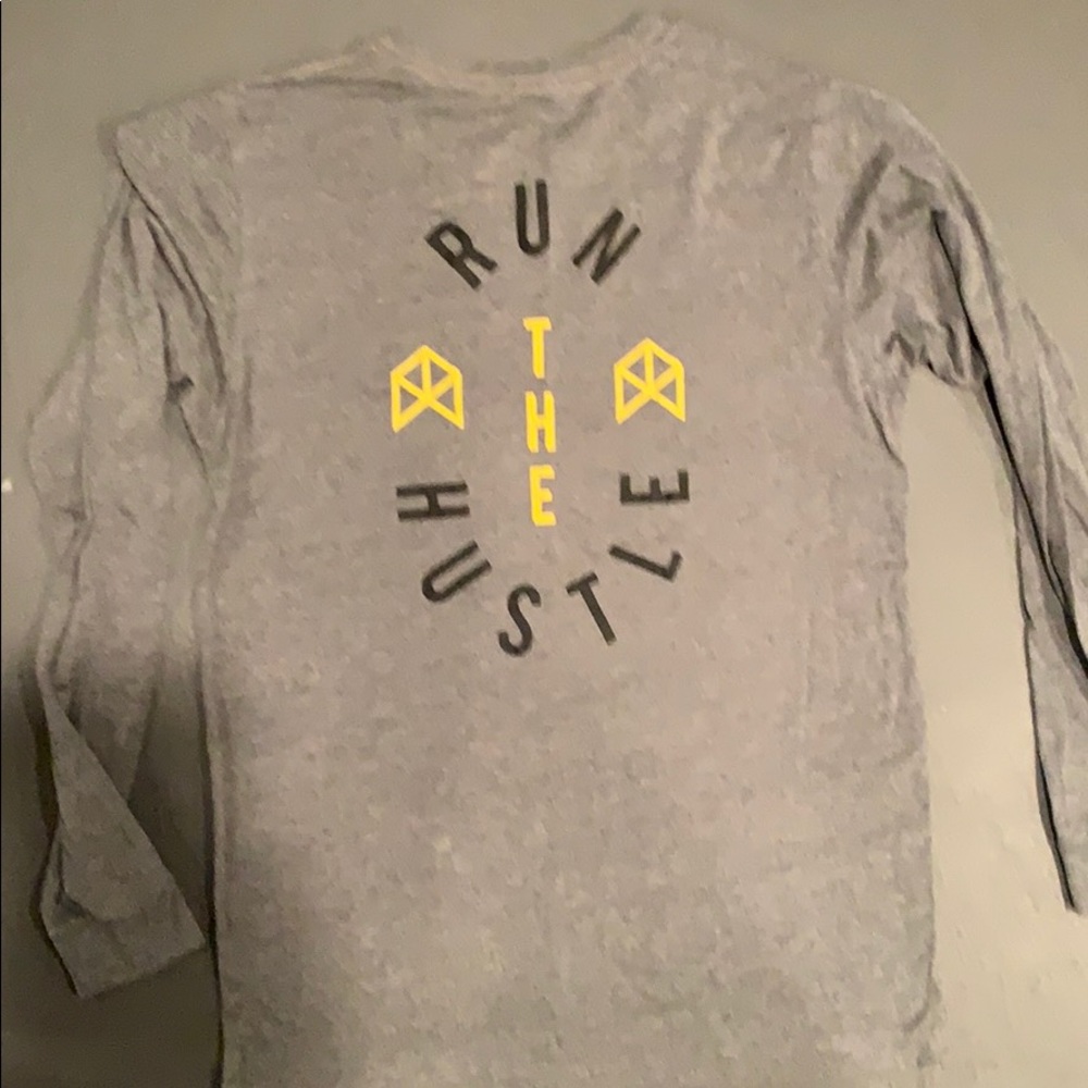 BMFIT “Run the Hustle” Grey